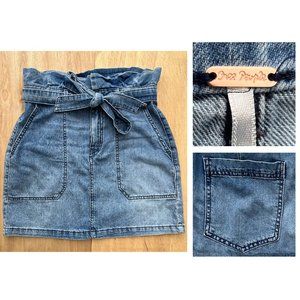 FREE PEOPLE Women’s Boho Ruffle Waist Medium Wash A Line Denim Skirt sz 6